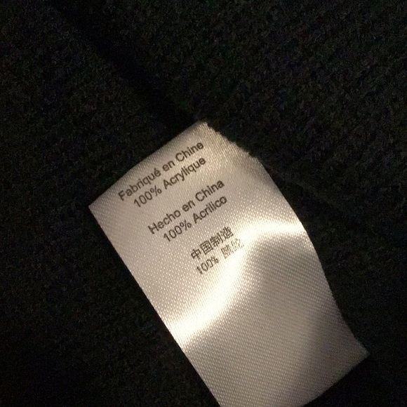 Turtle Fur Explorer Knit Beanies in Moss Green and Black- Set of 2 NEW WITH TAGS - Picture 7 of 8